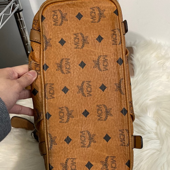 Mcm - Picture 5 of 7